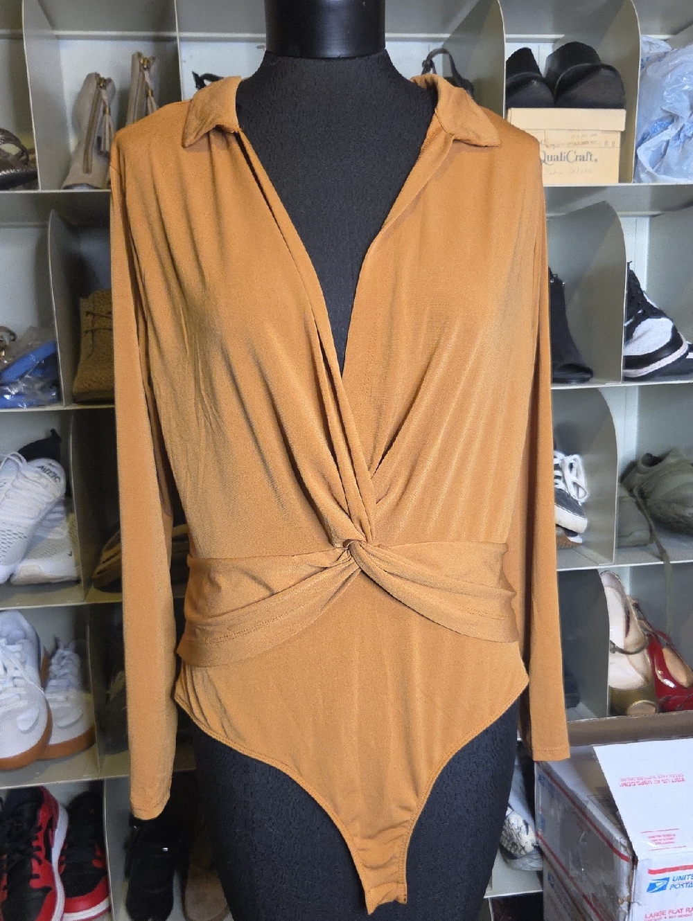Twist-Front Long Sleeve Bodysuit in Camel